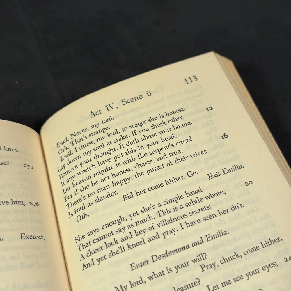 The Yale Shakespeare: The Tragedy of Othello, The Moor of Venice (HC, 1956)‎